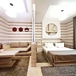 Confort Hotel 3*