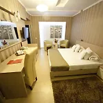 Hotel Confort 3*