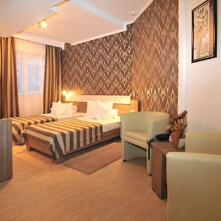 Confort Hotel 3*