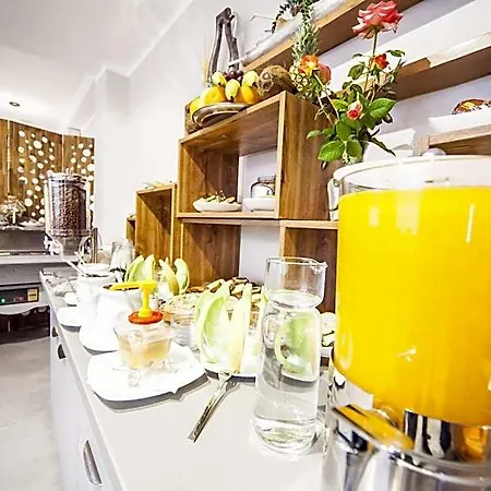Confort Hotel