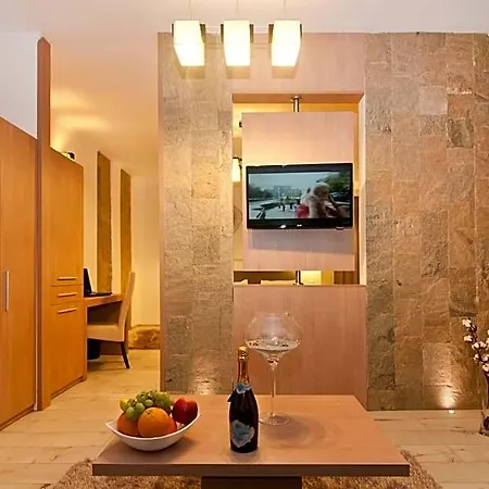 Hotel Confort 3*