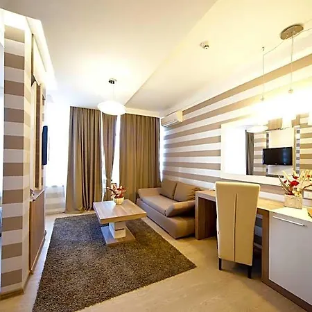 Confort 3*