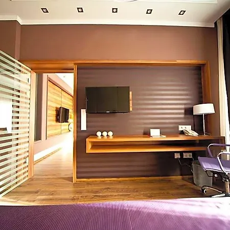 Confort 3*