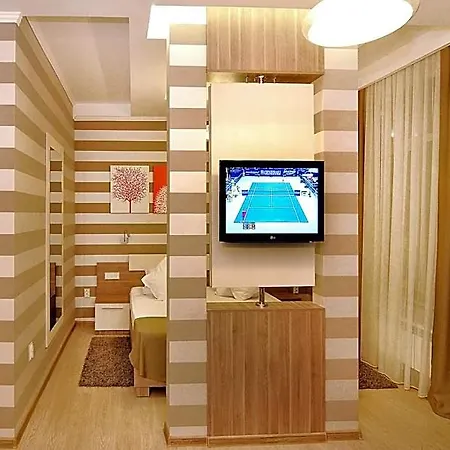 Confort Hotel 3*