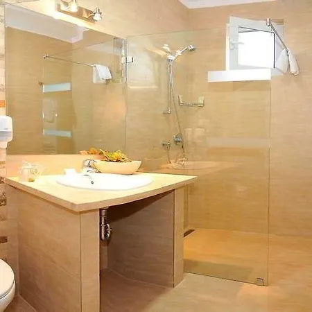Confort 3*